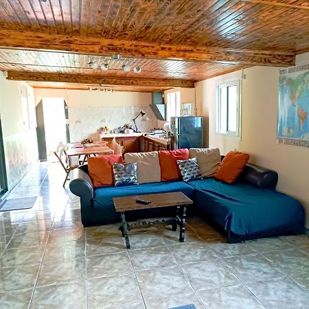 Chambre Privee 1 - Case Creole Le Mistral,Chez Kevin ซานต์-อองเดร ภายนอก รูปภาพ